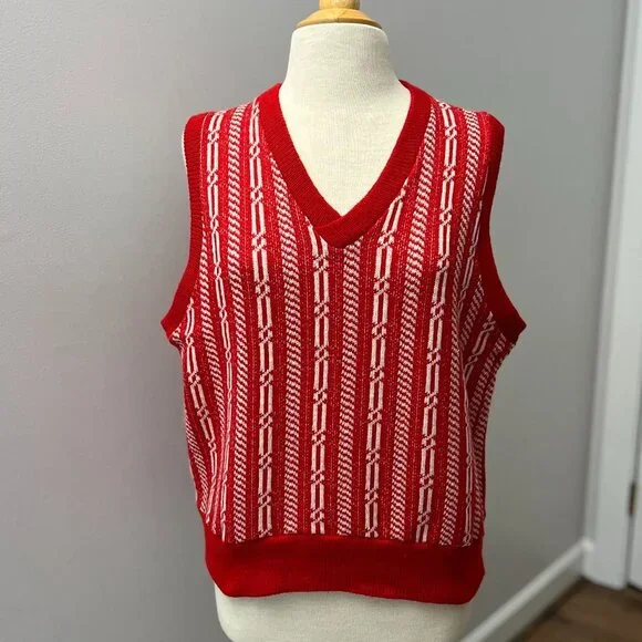Vintage Leonardo Strassi 60s 70s Red Sweater Vest Sz L